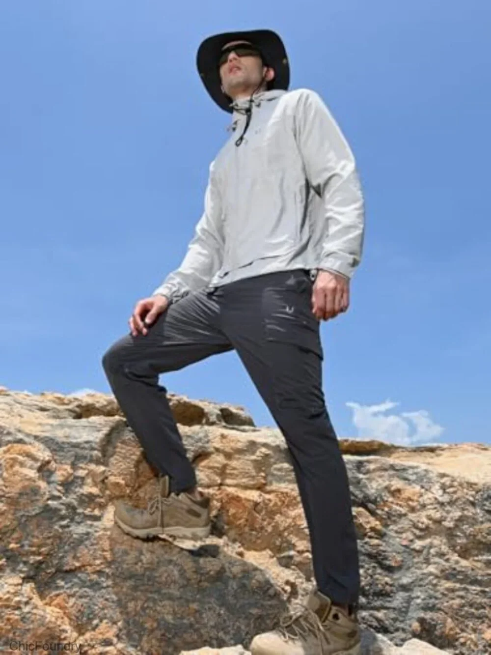 Men's Cargo Hiking Pants Lightweight Quick Dry Outdoor Sweatpants Multi Pockets